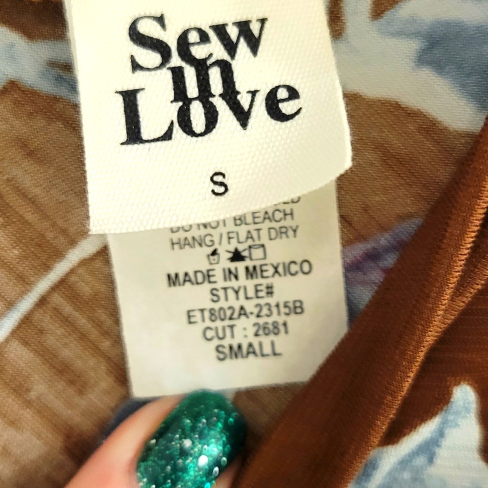 Sew In Love NWOT Rose Floral Print Long Sleeve Top S - Picture 9 of 10